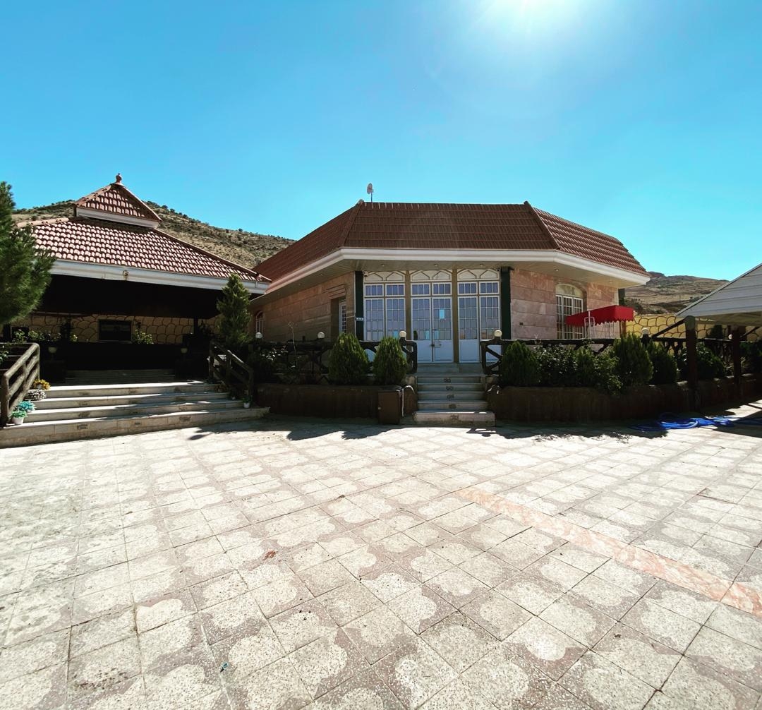 اجاره ویلا با استخر سرپوشیده آبگرم و روباز در حومه شیراز