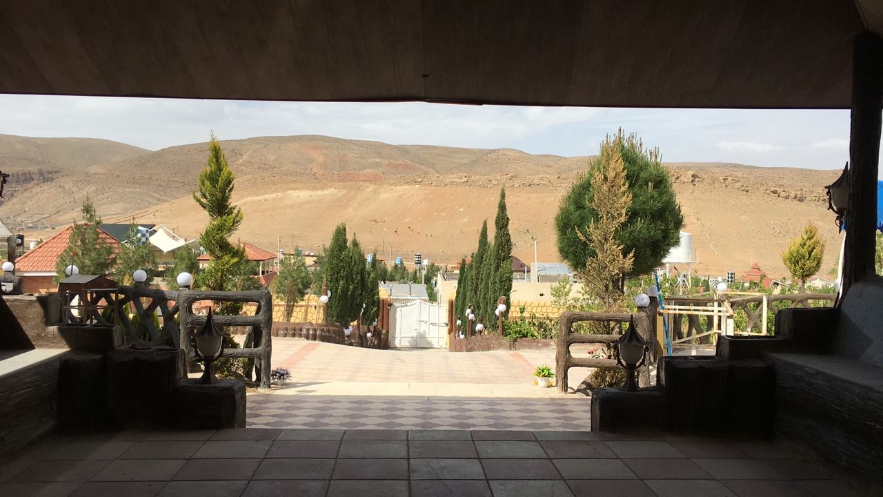 اجاره ویلا با استخر سرپوشیده آبگرم و روباز در حومه شیراز