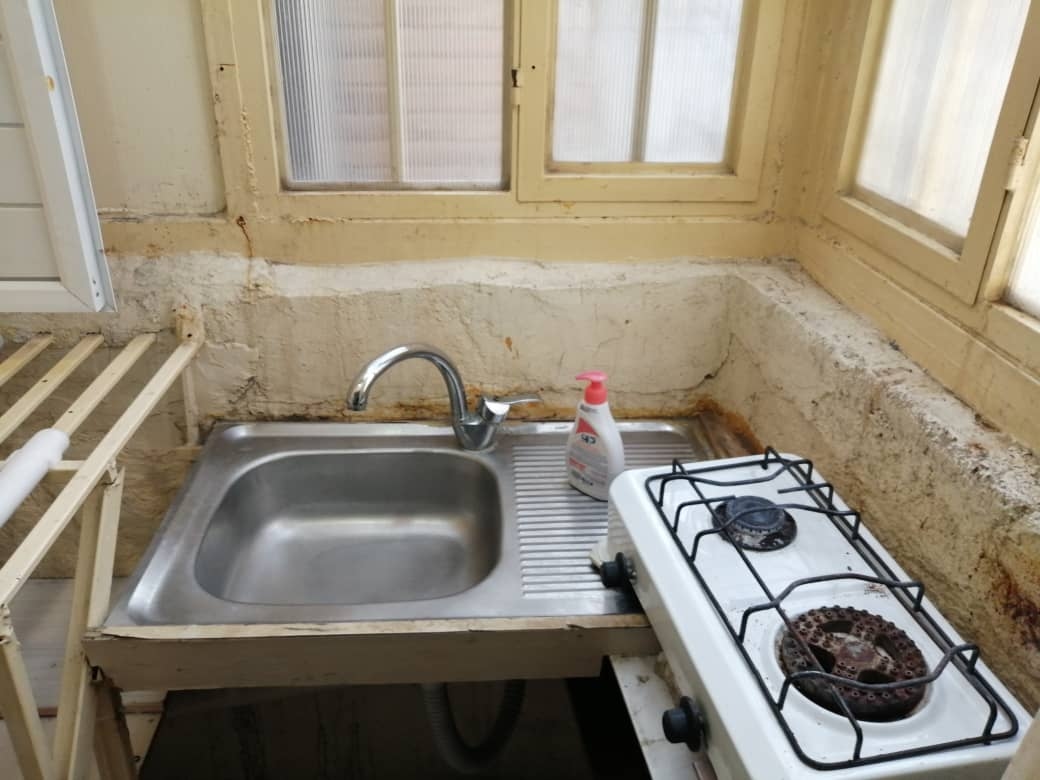 اجاره اتاق دوتخته در فخررازی مرکز تهران - 27 متری طبقه ی اول