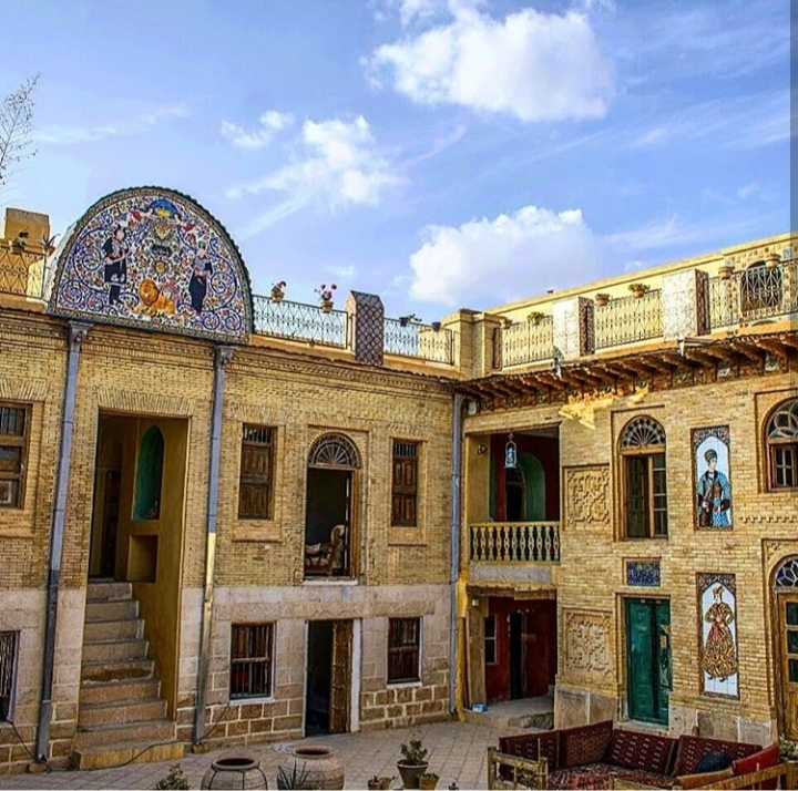 اجاره اقامتگاه بومگردی زند شیراز - پازل