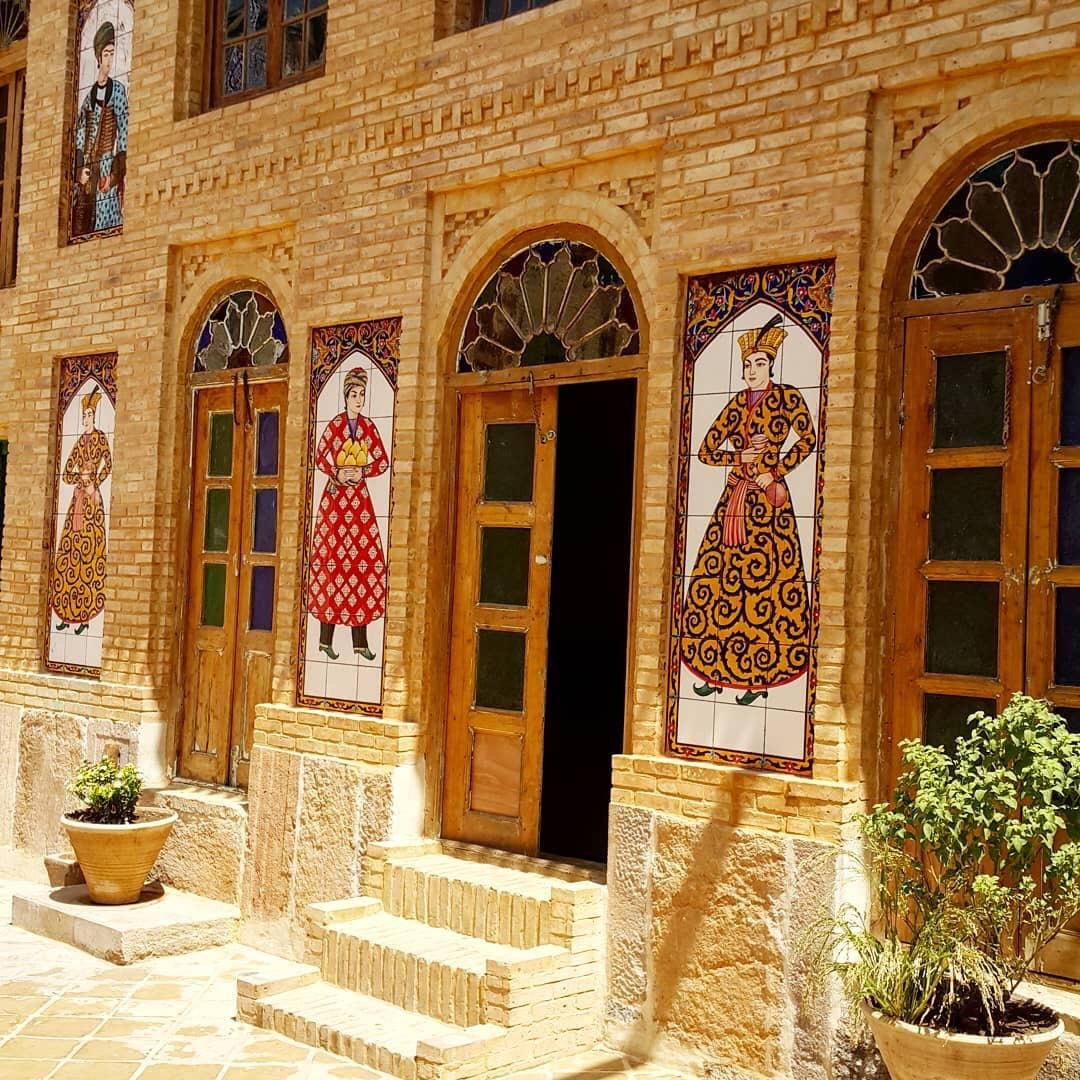 اجاره خانه بومگردی در شیراز - شاهنشین