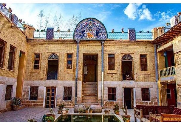 اجاره خانه بومگردی در شیراز - شاهنشین