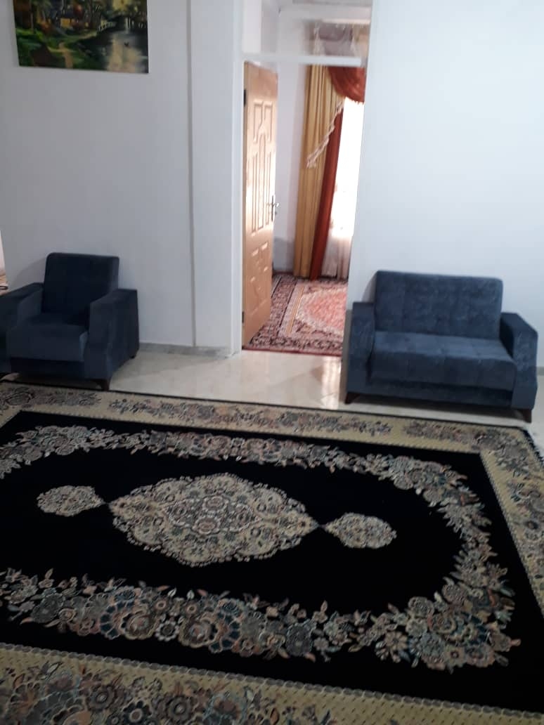 اجاره منزل مبله ویلایی در دنا صدرا -یک خوابه همکف110 متری