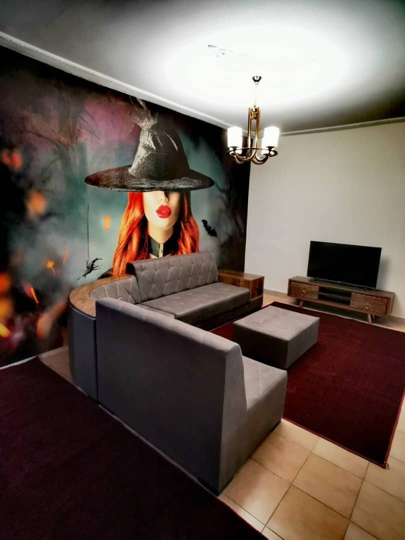 اجاره سوئیت یک خوابه در سعادت آباد تهران-طبقه ی منفی یک