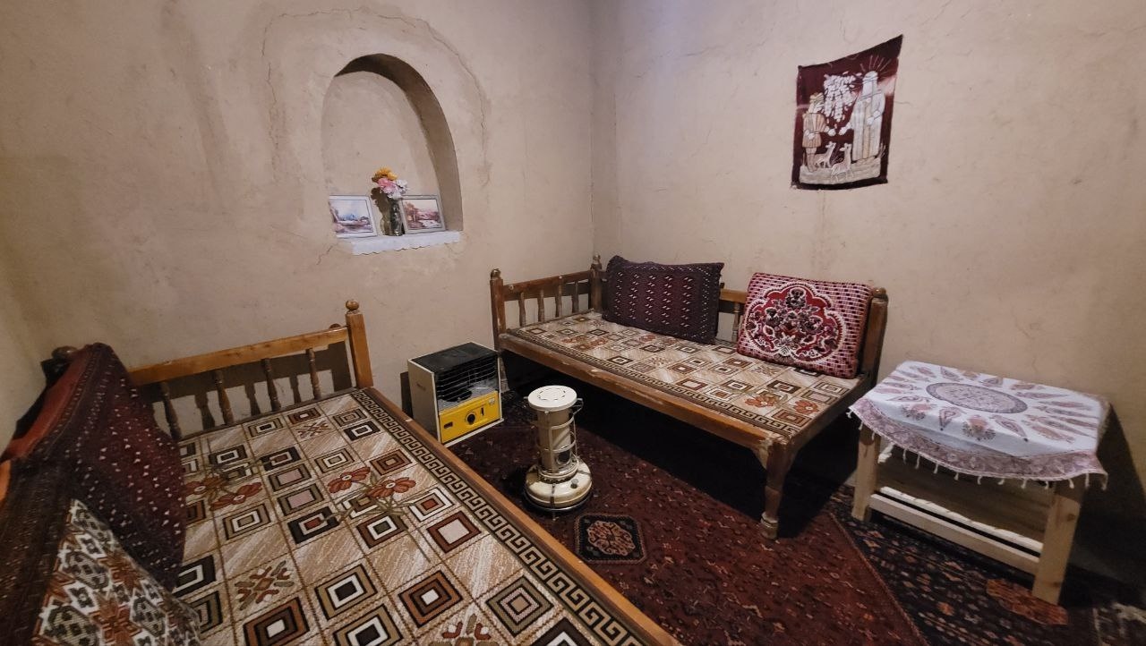اجاره و رزرو بومگردی سنتی در روستای باقرآباد - اتاق پستو