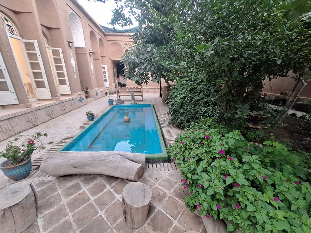 اجاره سوئیت بومگردی در فهادان یزد - اتاق سه دری