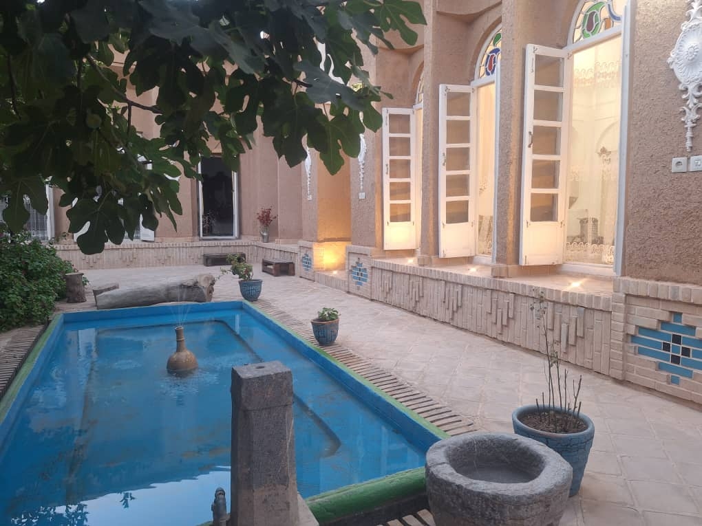 اجاره سوئیت بومگردی در فهادان یزد - اتاق کاه گلی