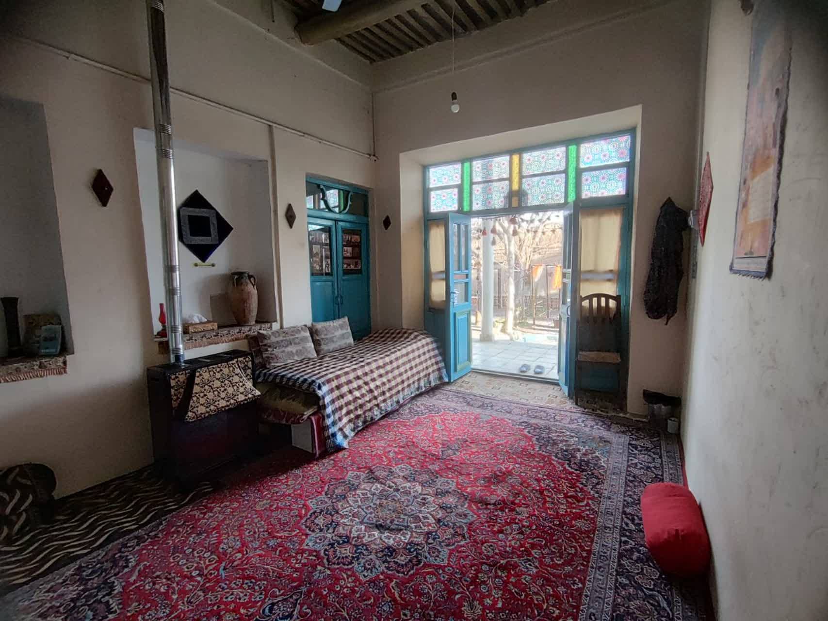 اجاره اقامتگاه سنتی در حسن حافظ گلپایگان - اتاق 2 دلنشین