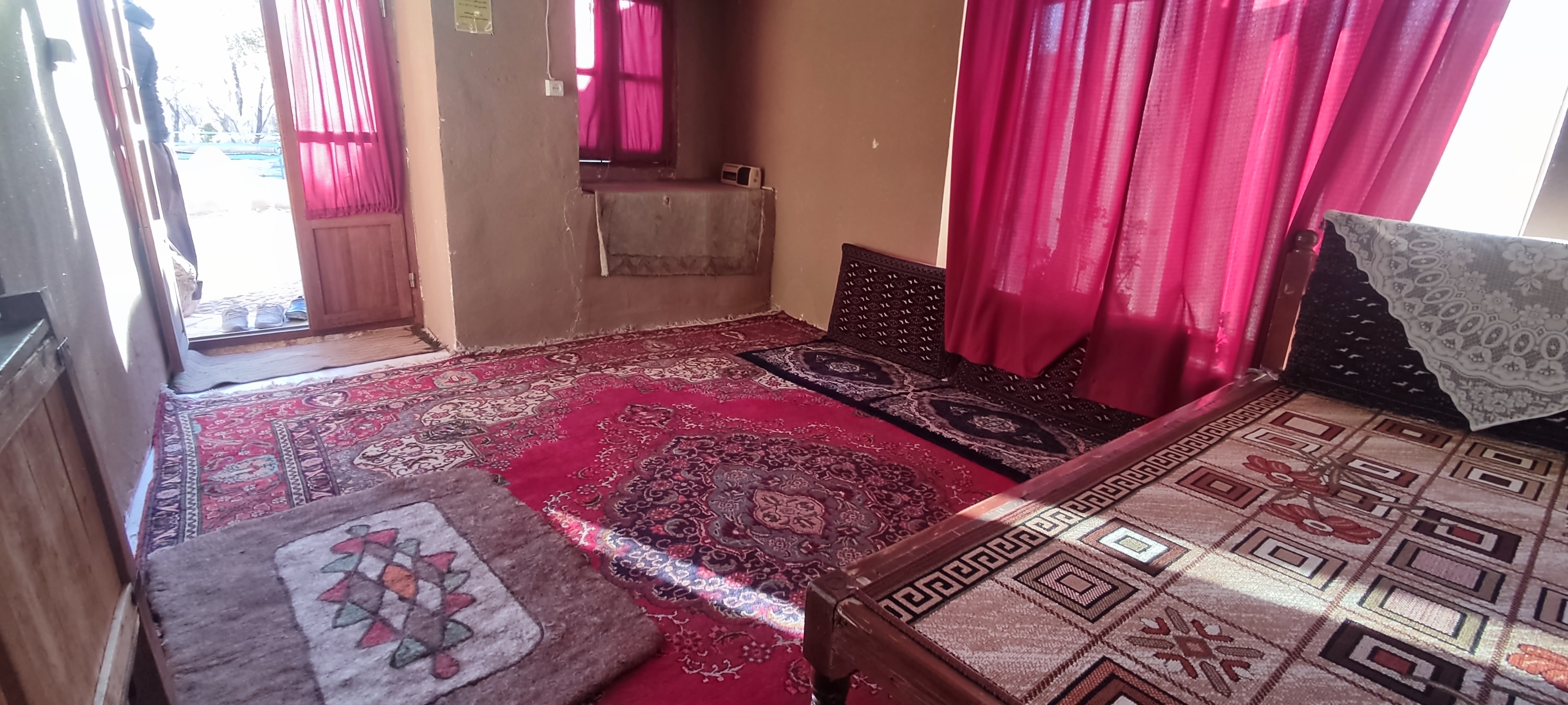 اجاره اتاق سنتی در باقرآباد _ اتاق عمه هاجی2