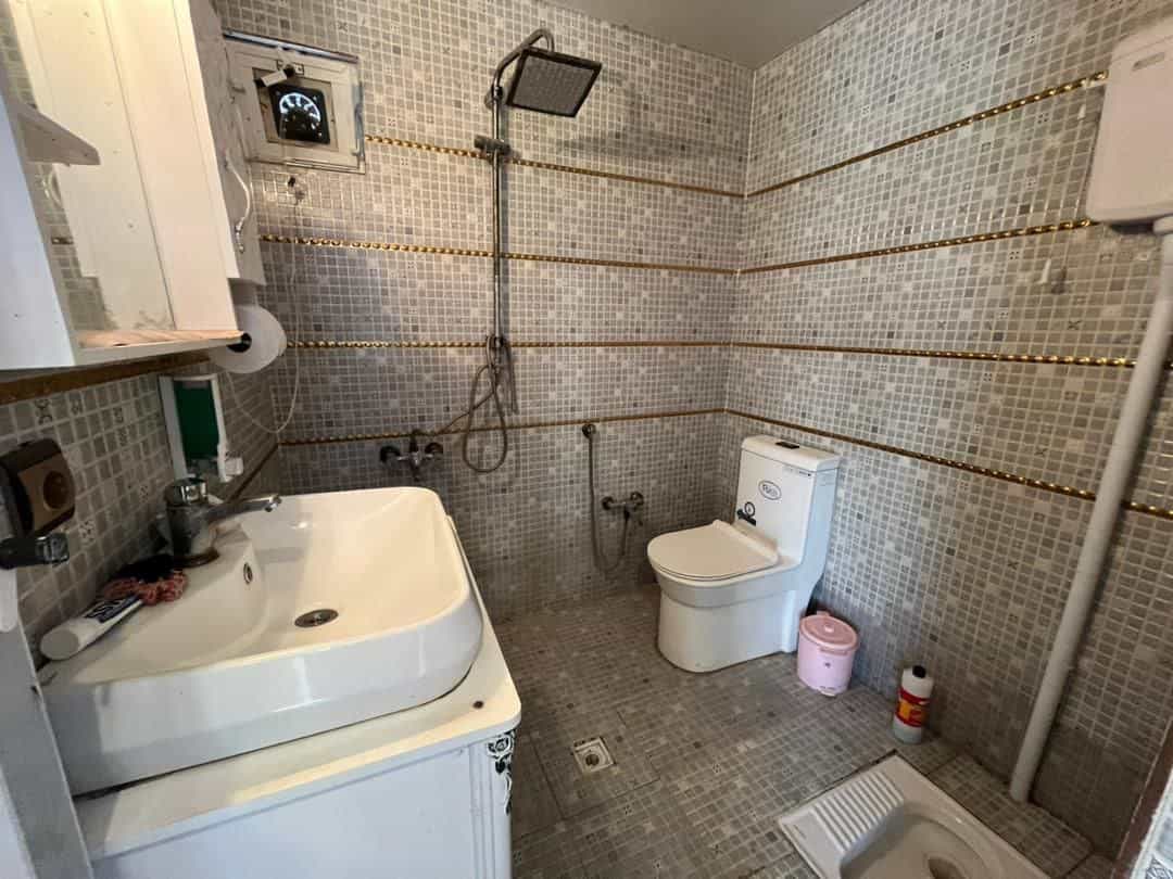 اجاره باغ ویلا با استخر آبگرم در باغبهادران-دوخوابه 90 متری