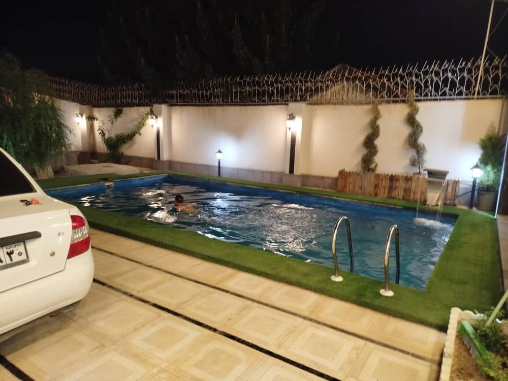 اجاره ویلا با استخر روباز آبگرم در چهارباغ کردان - البرز