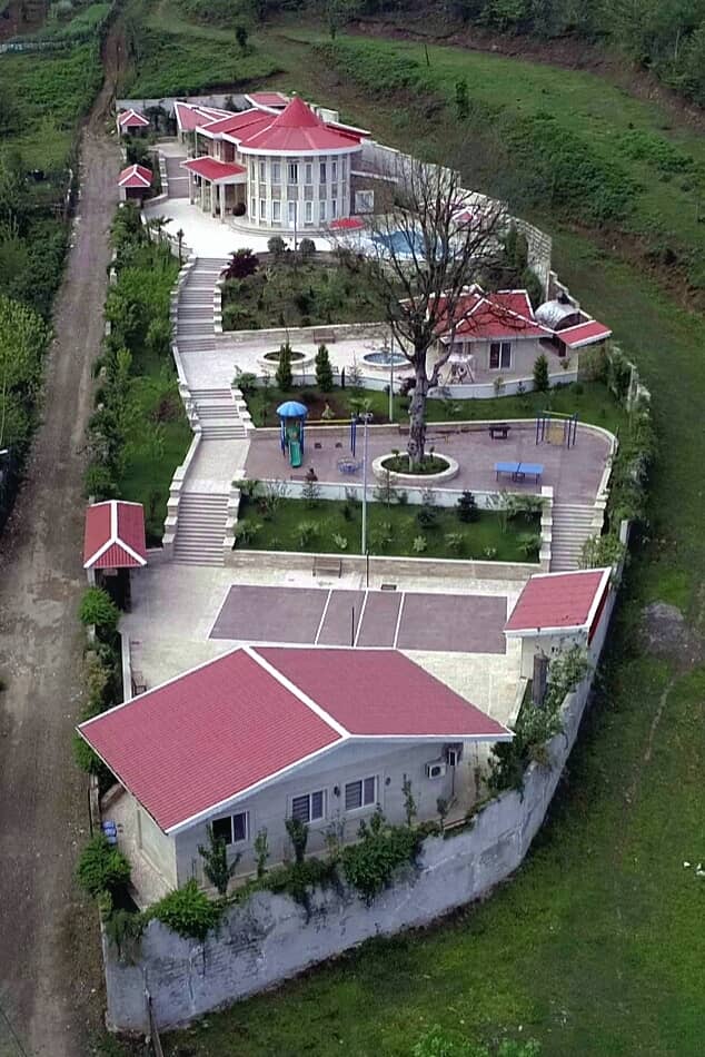 اجاره ویلا استخردار با میزبیلیارد در فومن