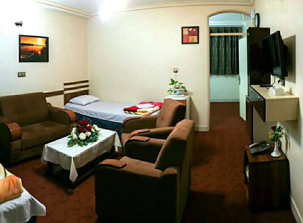 اجاره هتل آپارتمان سه تخته در انقلاب قم