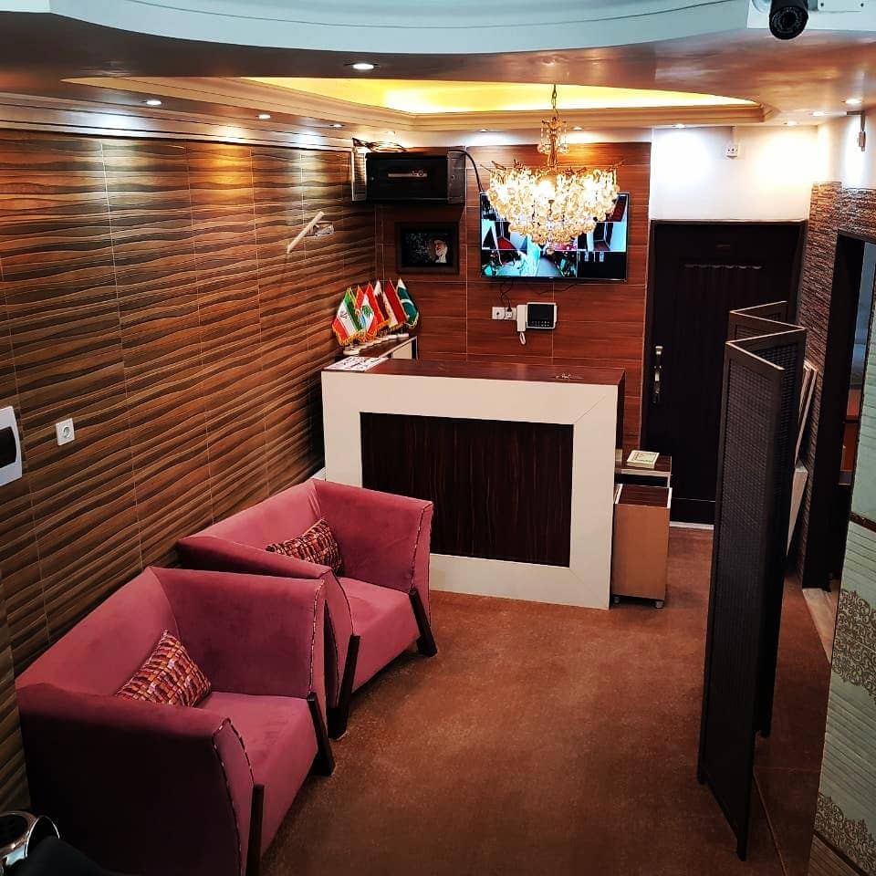 اجاره سوئیت تکخواب در راه آهن قم-پنج تخته