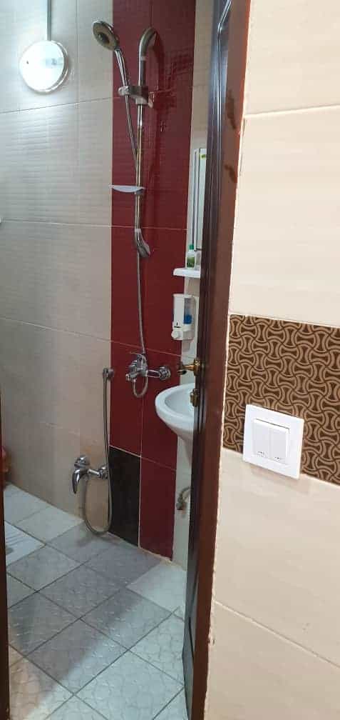 اجاره هتل آپارتمان تکخواب  در راه آهن قم-پنج تخته