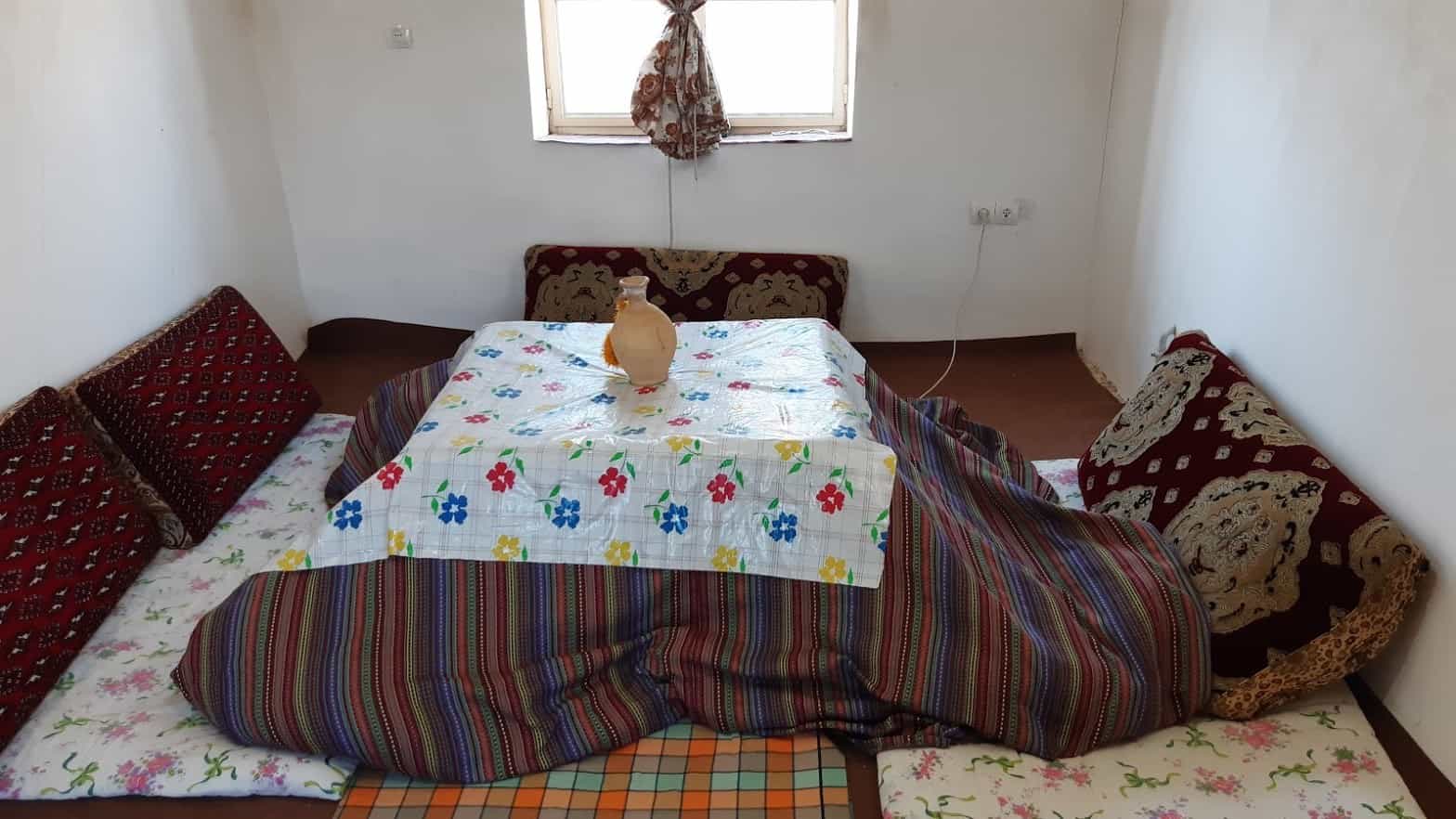 اجاره اتاق سنتی در هزاوه اراک