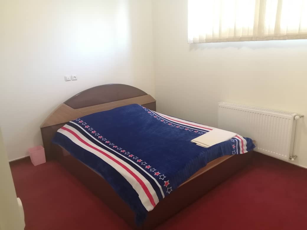 اجاره منزل مبله در چهارباغ اصفهان-دوخوابه طبقه اول