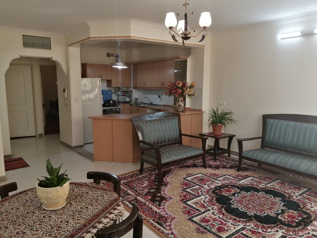 اجاره منزل مبله در چهارباغ اصفهان-دوخوابه طبقه اول