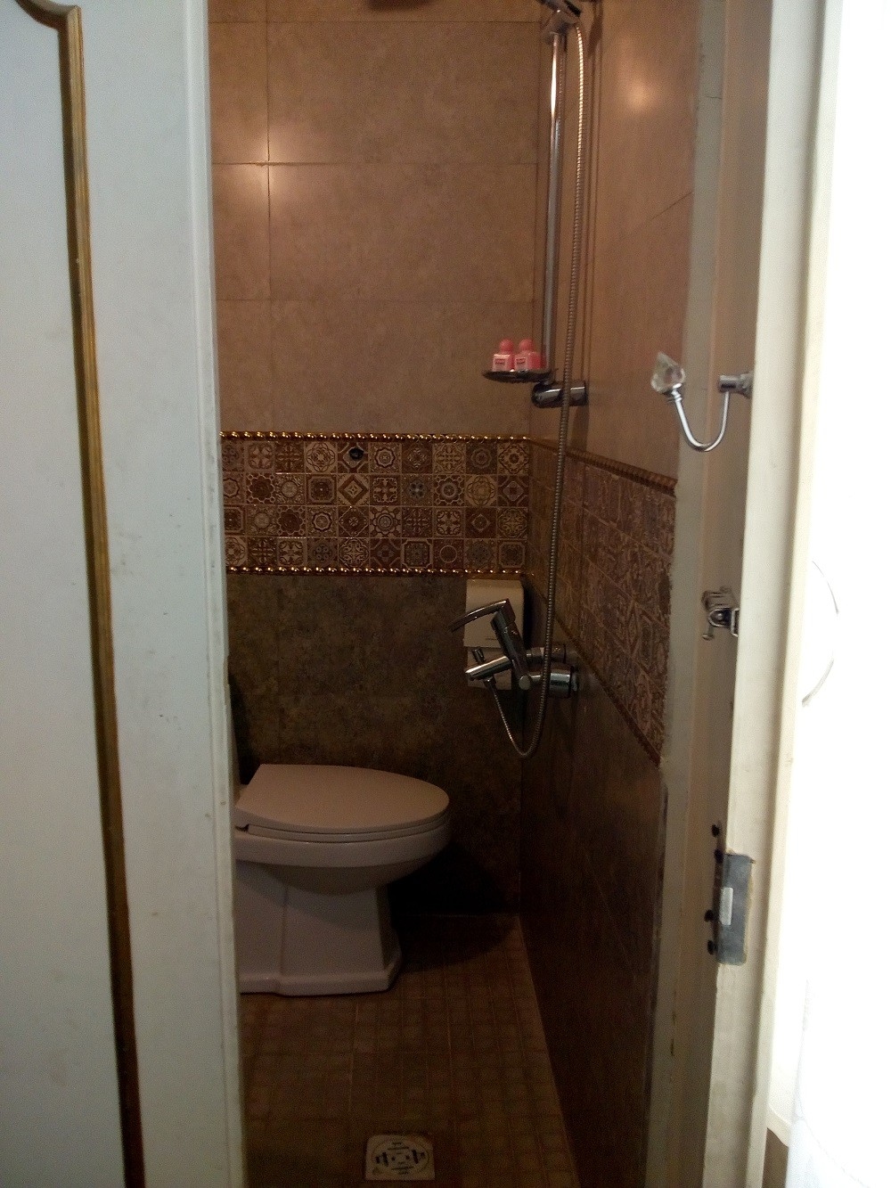 اجاره اتاق در شهرک گلستان