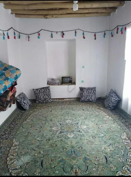 اجاره اقامتگاه بومگردی سنتی در رابر کرمان