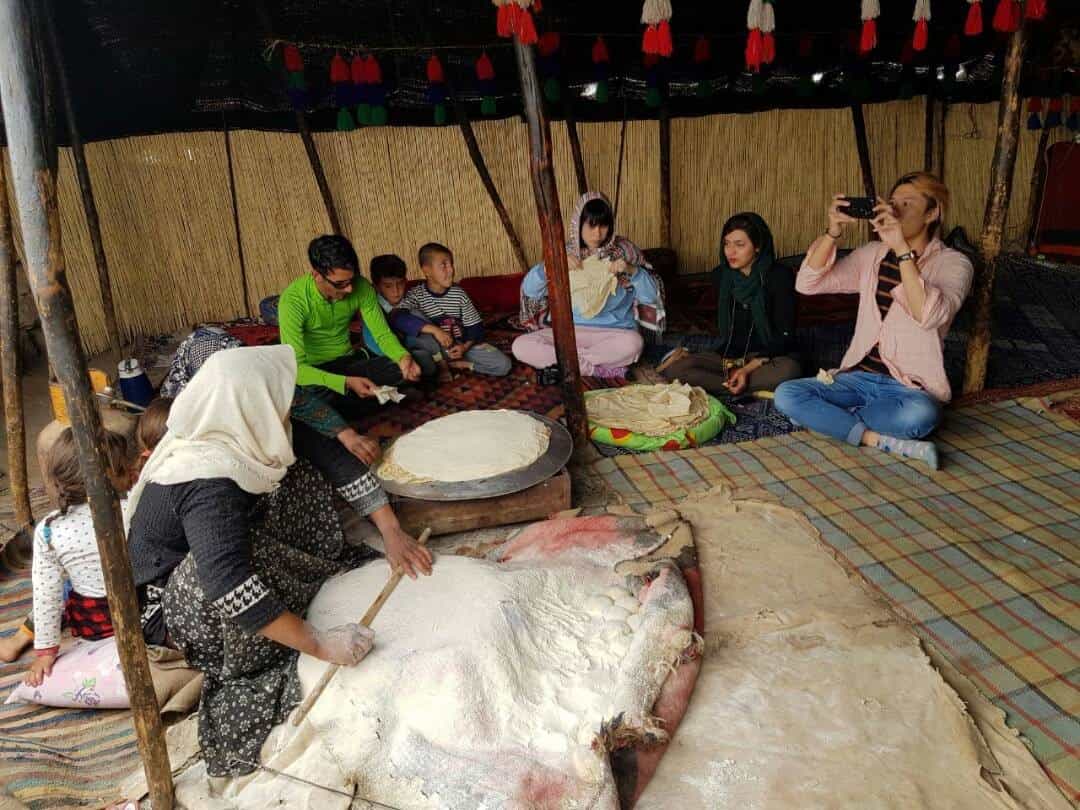 اجاره خانه سنتی در سروستان - خمسه