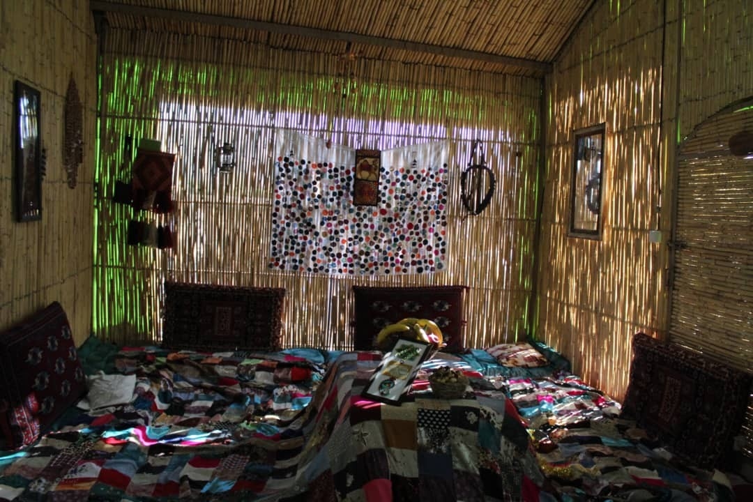 اجاره اتاق سنتی در استهبان درب قلعه _ نی زار