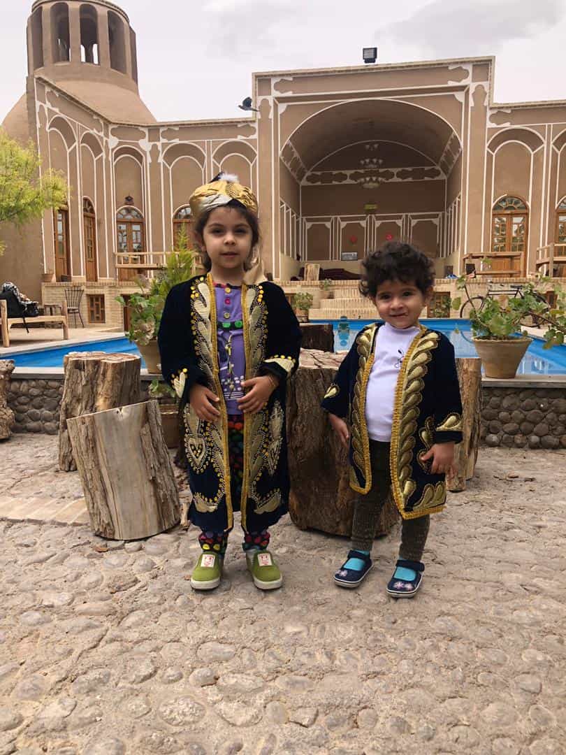 اجاره اقامتگاه بوم گردی سنتی در مهریز یزد  | اتاق سه تخته