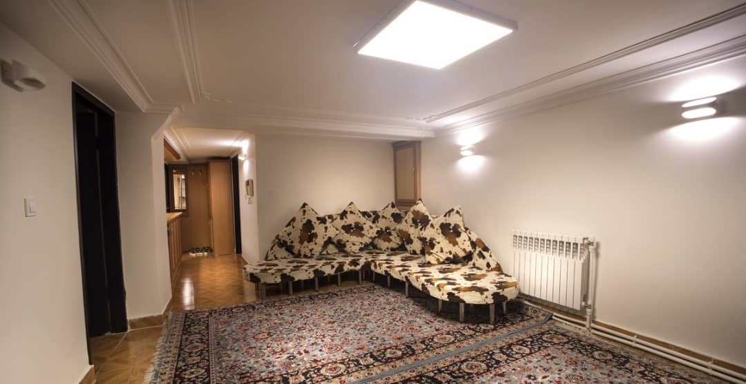 اجاره آپارتمان مبله در سردار جنگل رشت - مادربزرگ