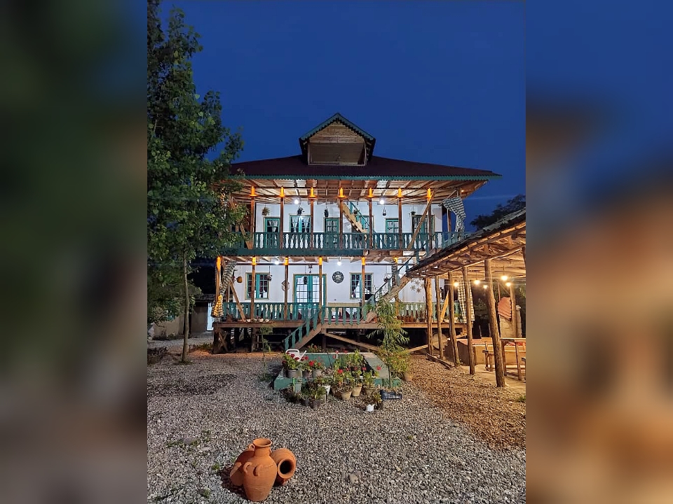 اجاره خانه سنتی در سراوان رشت