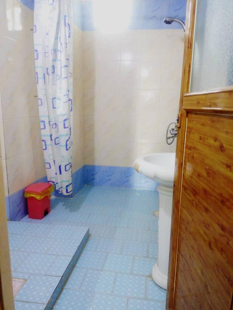 اجاره هتل آپارتمان مبله در امام خمینی پارسیان -دوخوابه پنج تخته طبقه اول