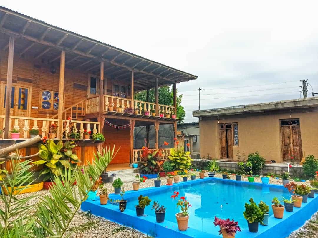 اجاره کلبه چوبی در بهشتی کلاله - سرخدار