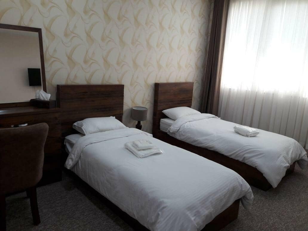 اجاره و رزرو هتل دو تخته در ولیعصر جم