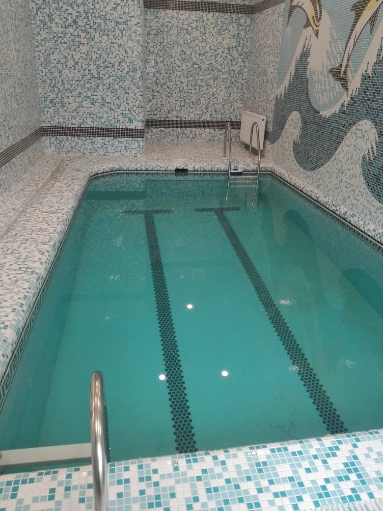 اجاره ویلا با استخر سر پوشیده آبگرم در نمک آبرود - نیلوفر