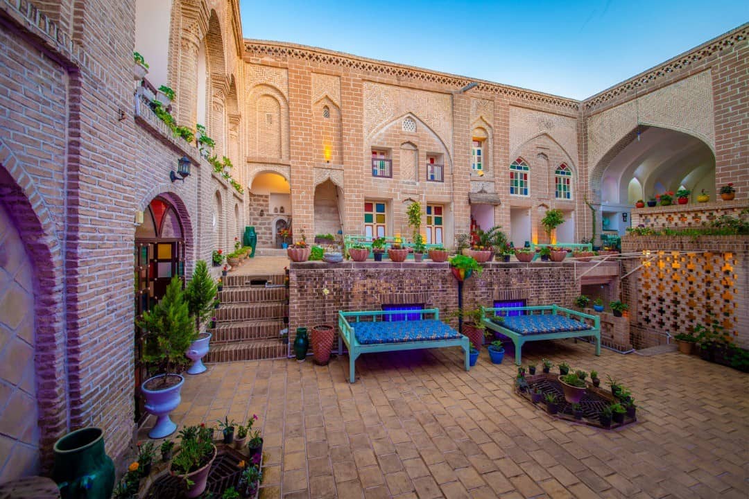 اجاره اتاق دوتخته در امام خمینی شوشتر - باباحاجی