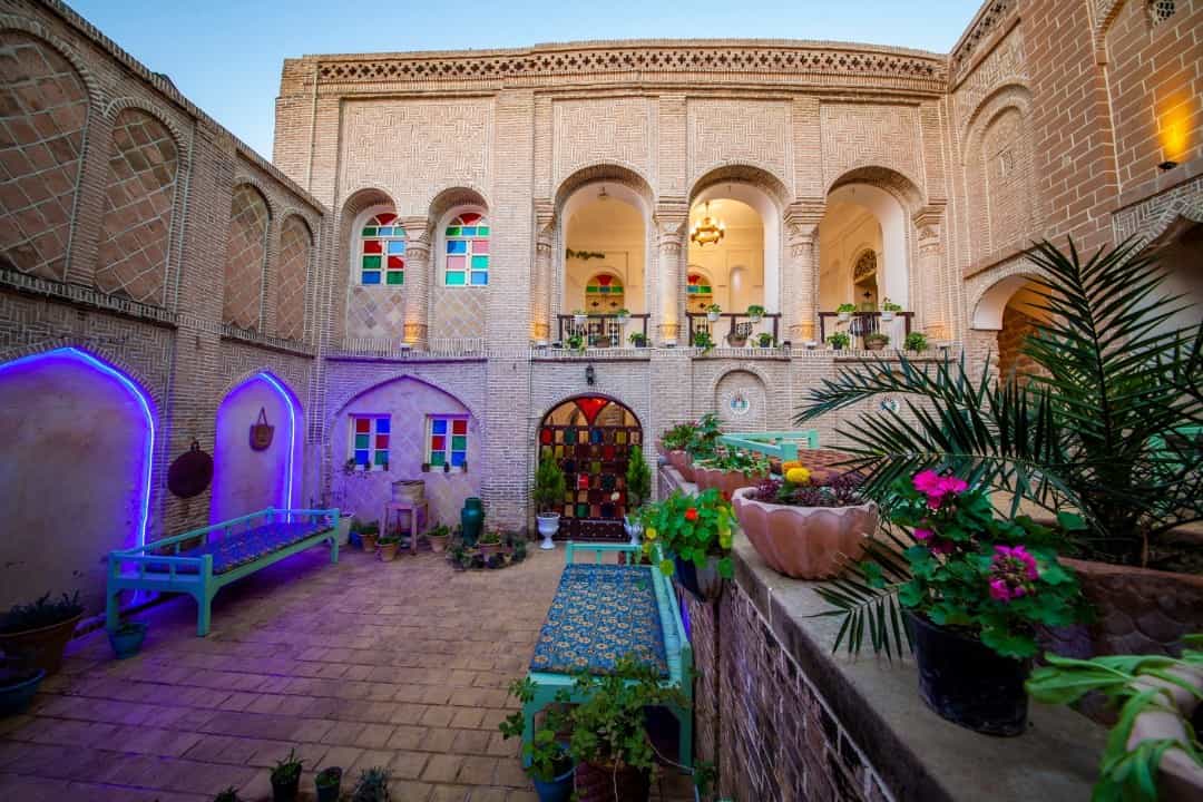 اجاره اتاق دوتخته در امام خمینی شوشتر - باباحاجی