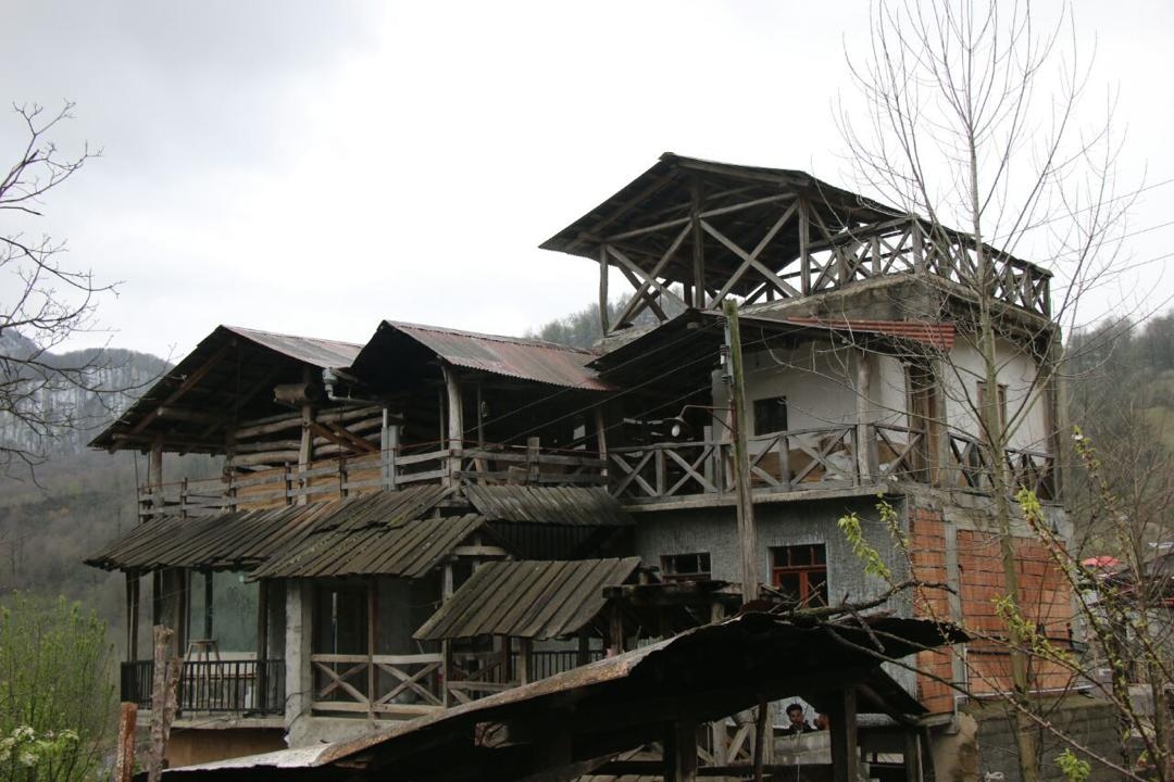 اجاره کلبه جنگلی در اساس پل سفید - شیشه ای