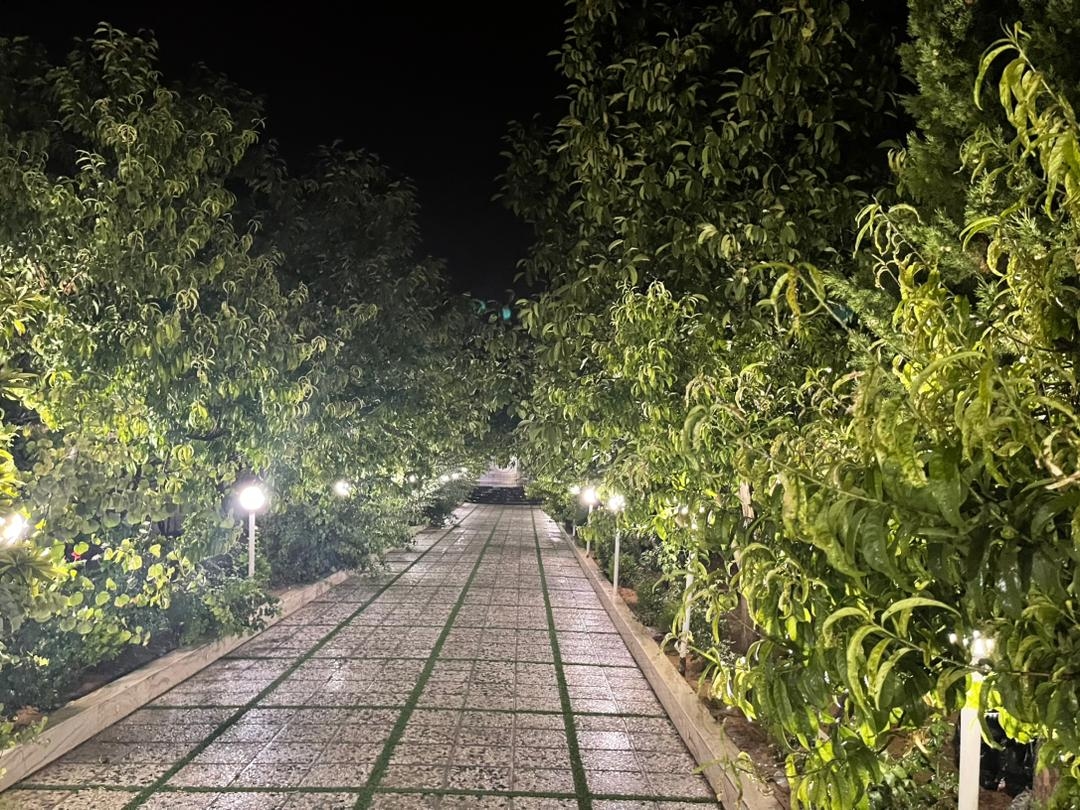 اجاره باغ استخر آب گرم در گویم شیراز