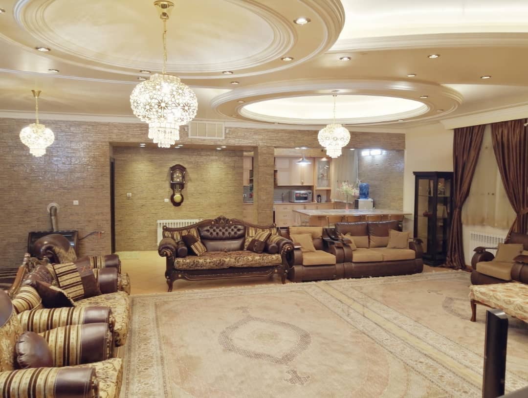 اجاره باغ ویلا استخردار لاکچری در گویم شیراز