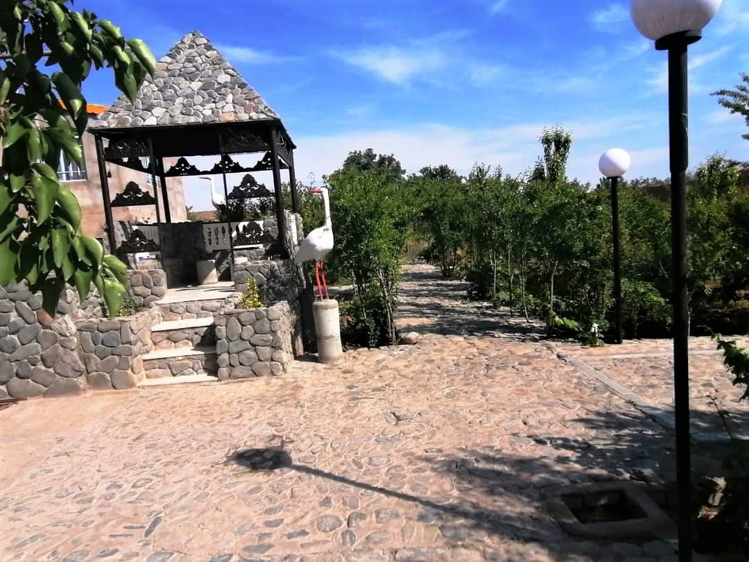 اجاره باغ ویلا استخردار در شهدا نیشابور