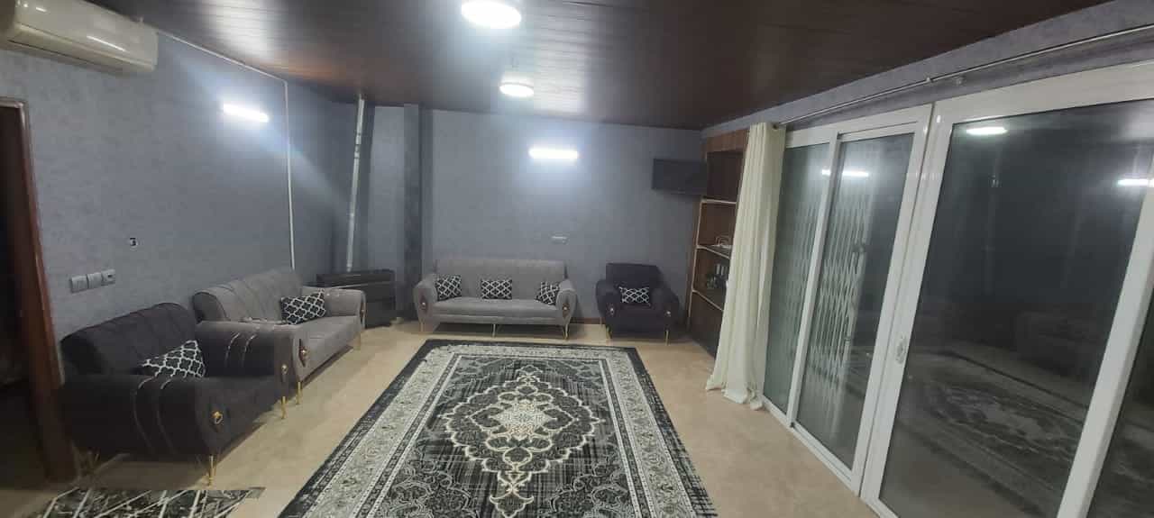 اجاره ویلا لب آب در اردال باغبهادران-دوخوابه 130 متری