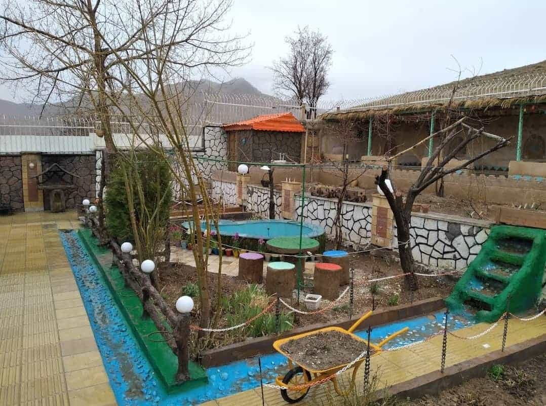 اجاره سوئیت سنتی در روستای تشنیز شلمزار - 12 متری