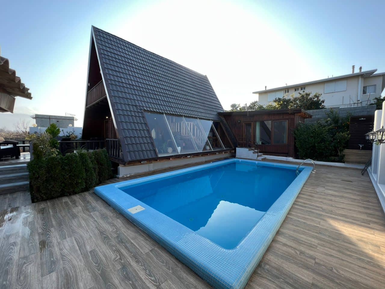 اجاره ویلادوبلکس با جکوزی در نیاسته رامسر - رویال