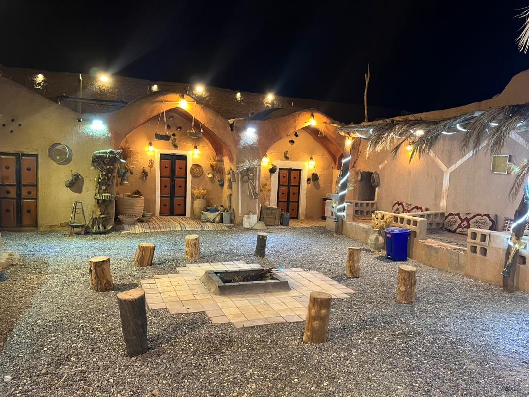 اجاره اقامتگاه تاریخی در انارک اصفهان-20 متری