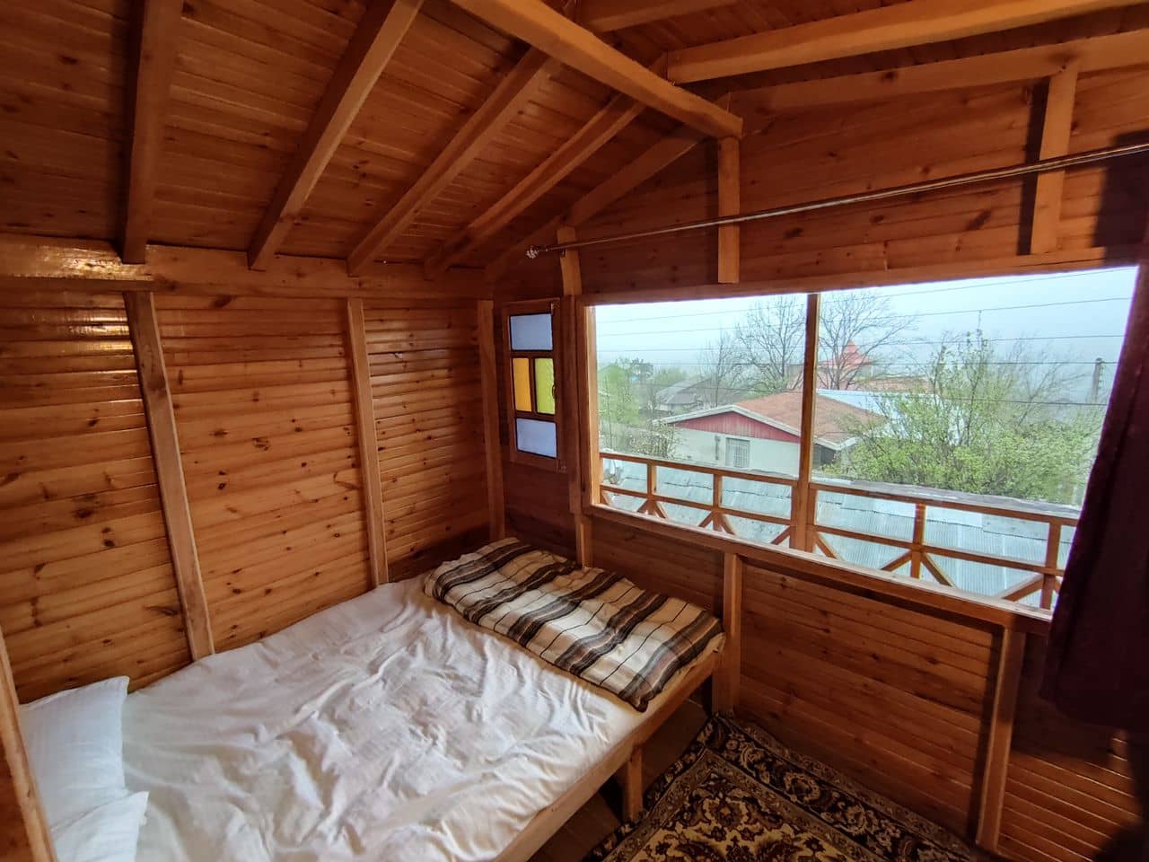 اجاره کلبه چوبی در اساس پل سفید - چوبی