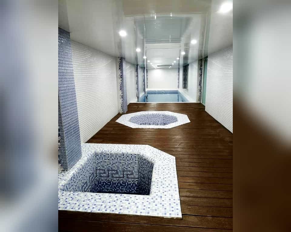 اجاره باغ ویلا با استخرسرپوشیده در گویم - شیراز