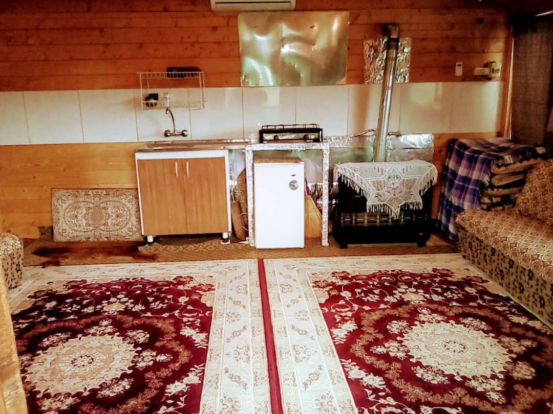 اجاره کلبه چوبی جنگلی در جاده جواهرده - رامسر