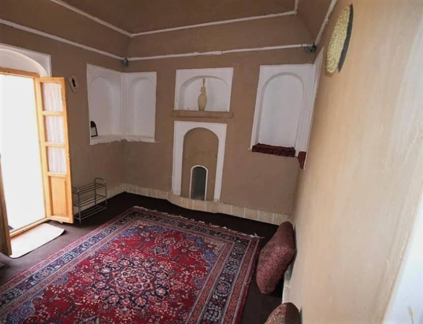 اجاره اقامتگاه بومگردی در جوخواه طبس