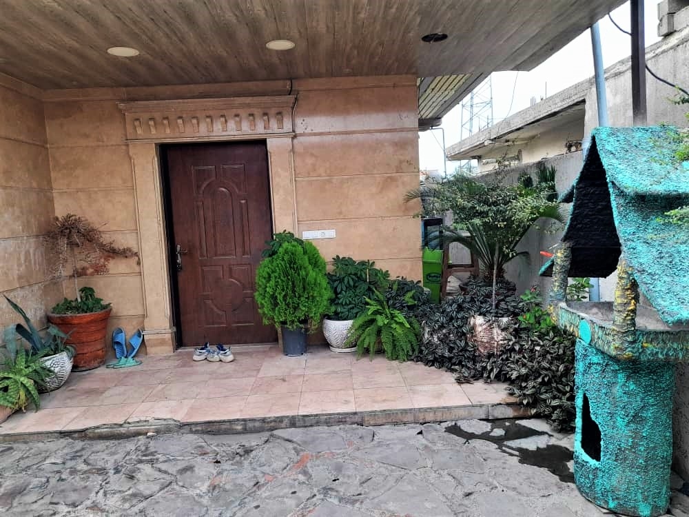 اجاره ویلا با استخر سرپوشیده دوخوابه همکف در اجاکسر بابلسر