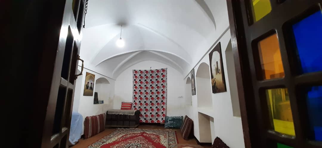 اجاره اتاق سنتی در بیابانک سرخه - موزه