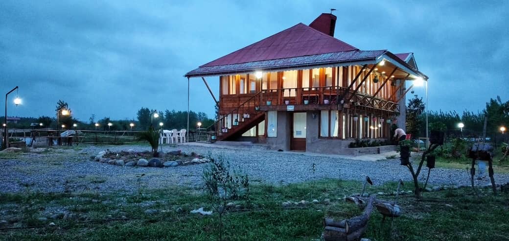 اجاره کلبه چوبی در چنه سر گیلان